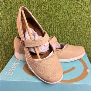 Baretraps Joesie Mary Jane size 9